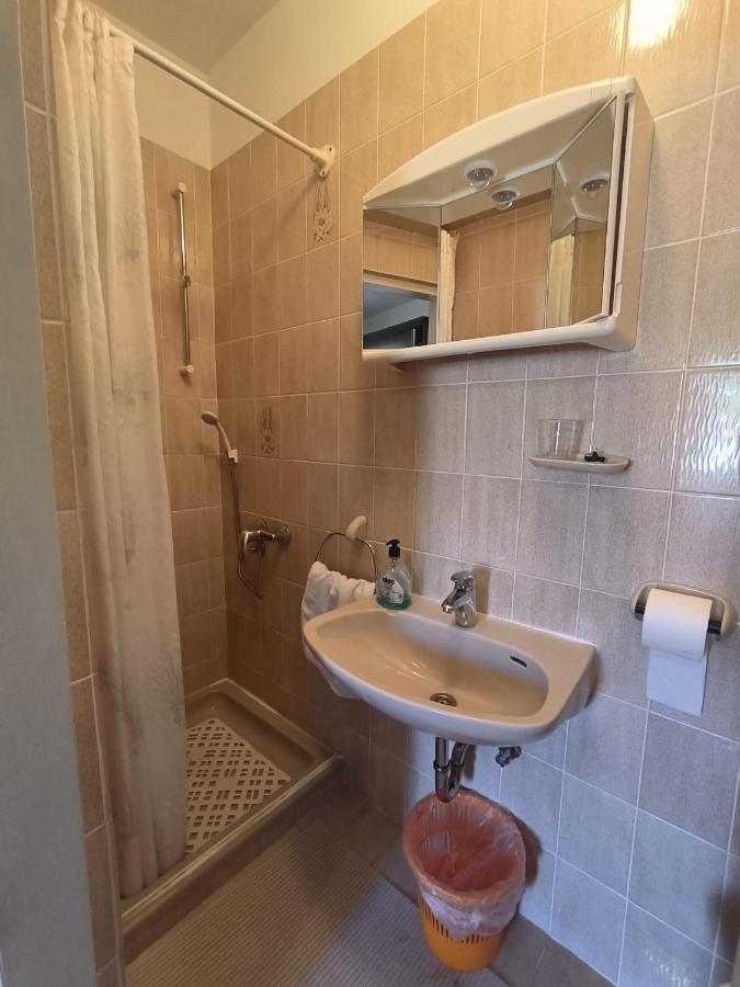 Apartman Marija Palit Esterno foto