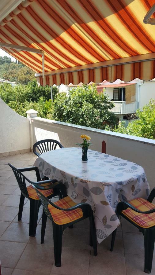 Apartman Marija Palit Esterno foto